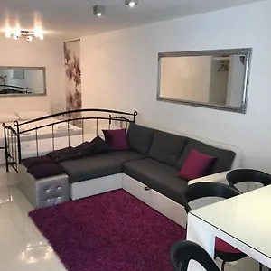 https://studio-apartman.splithotels.org