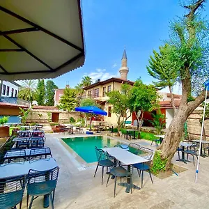 Old Town Famous Aparts Apartment Antalya