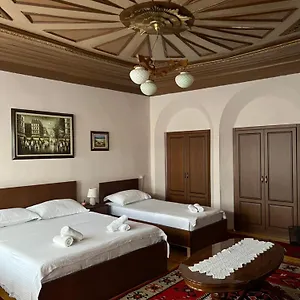 Dd 3 Guest house Berat